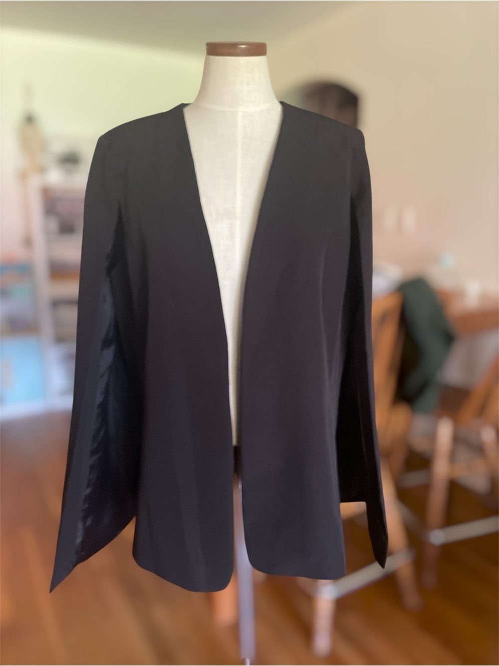 •Classic Black Women's Open Front Jacket